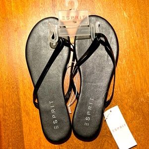 BNWT black sandal